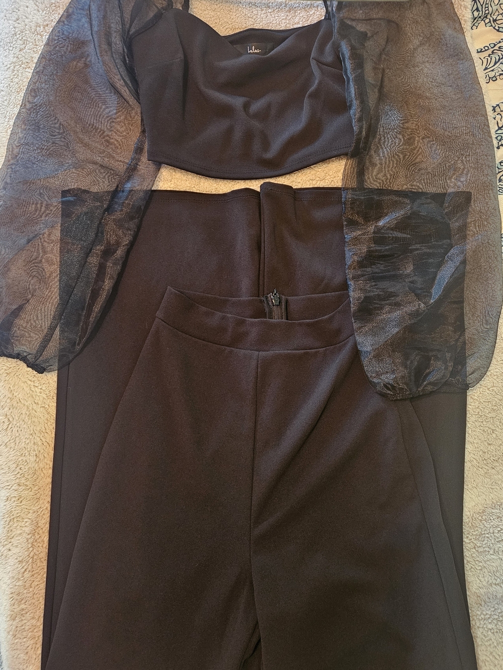Lulus Black Top And Wideleg Pants.